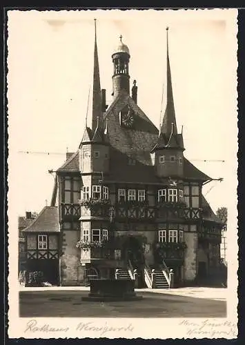 AK Wernigerode, Rathaus mit Brunnen