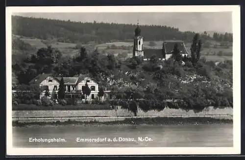 AK Emmersdorf a. d. Donau, Erholungsheim vom Wasser aus