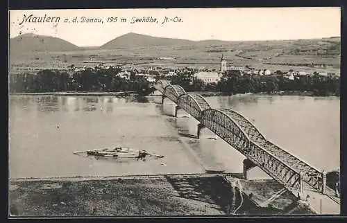 AK Mautern a. d. Donau, Gesamtansicht mit Donaubrücke