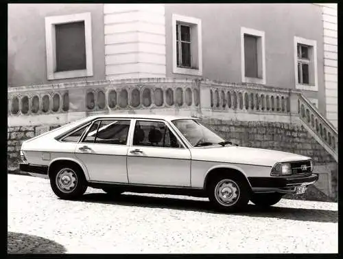 Fotografie Auto Audi 100 5E Fliessheck, Werkfoto