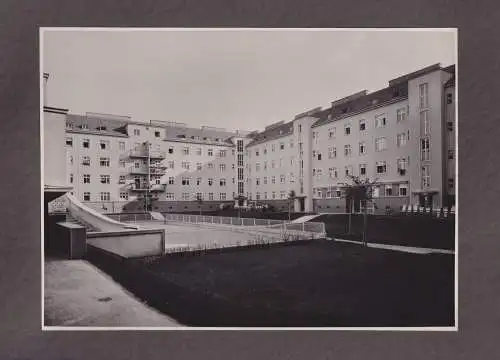 Fotoalbum mit 48 Fotografien 1931, Ansicht Wien XXI., Wohnungbau Rautenkranzgasse, Karl Stigler - Alois Rous