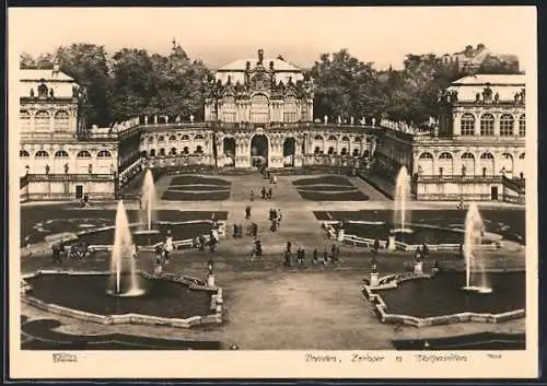 Foto-AK Walter Hahn, Dresden, NR: 7605, Dresden, Zwinger mit Wallpavillon