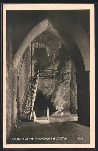 AK Mödling, Seegrotte in der Hinterbrühl, Höhleneingang