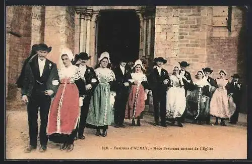 AK Auray, Noce Bretonne sortant de l`église