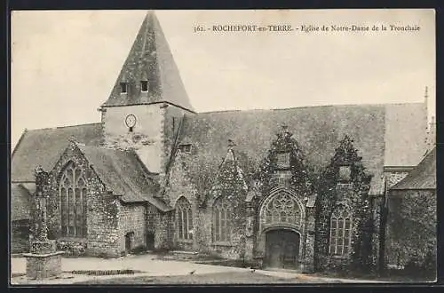 AK Rochefort-en-Terre, Église de Notre-Dame de la Tronchaye