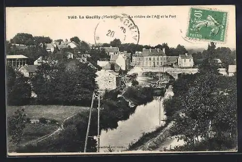 AK La Gacilly, Vue sur la rivière de l`Aff et le port