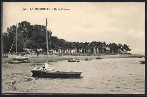 AK Conleau, Voiliers et rivage boisé du Morbihan