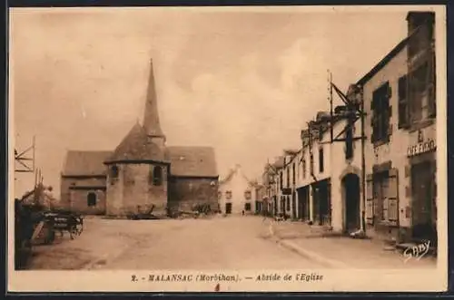 AK Malansac, Abside de l`Église et rue principale