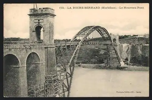 AK La Roche-Bernard, Le Nouveau Pont en construction