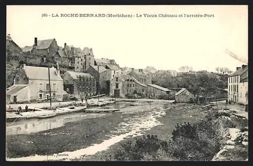 AK La Roche-Bernard, Le Vieux Château et l`arrière-port