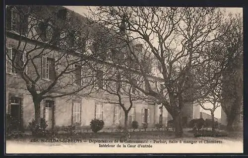 AK St-Gildas-de-Rhuys, Dépendances de la Communauté, Parloir, Salle à manger et Chambres, Cour d`entrée