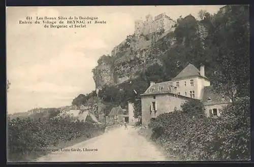 AK Beynac, Entrée du village et route de Bergerac et Sarlat