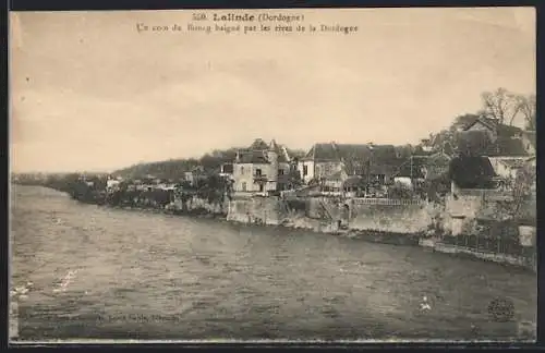 AK Lalinde, Un coin du Bourg baigné par les rives de la Dordogne