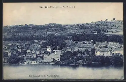 AK Lalinde, Vue générale du village et de la campagne environnante