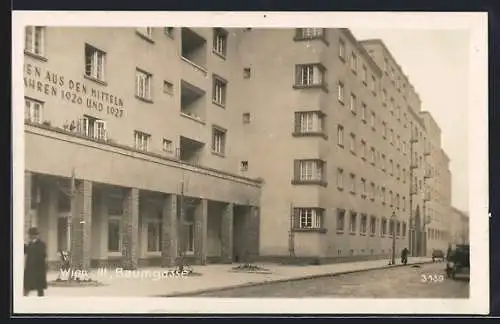 Foto-AK Wien, Gemeindebau an der Baumgasse