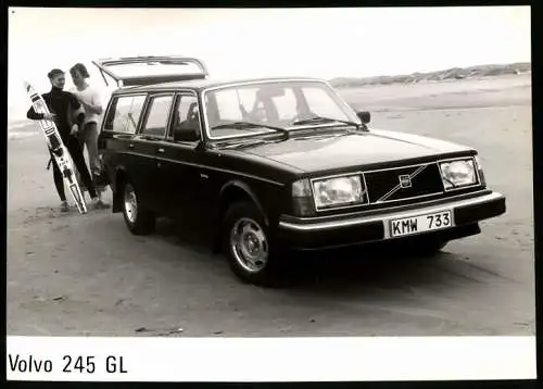 Fotografie Auto Volvo 245 GL Kombi, Werkfoto