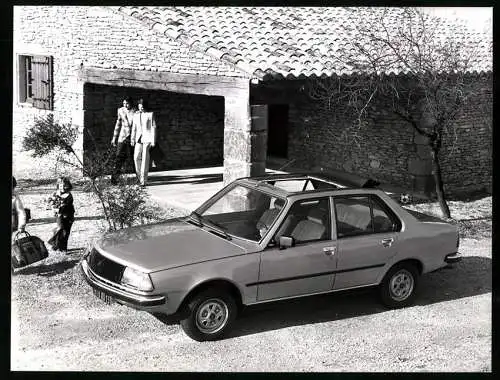 Fotografie Auto Renault 18, Limousine mit Faltdach, Werkfoto