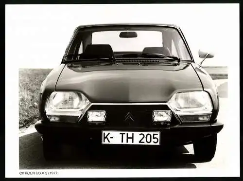 Fotografie Auto Citroen GS X2 Modell 1977, Werkfoto