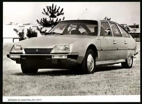 Fotografie Auto Citroen CX 2400 Pallas Modell 1977, Werkfoto