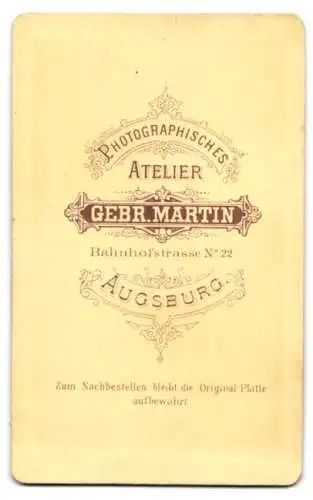 Fotografie Gebr. Martin, Augsburg, Bahnhofstrasse 22, Porträt eines älteren Mannes mit Brille