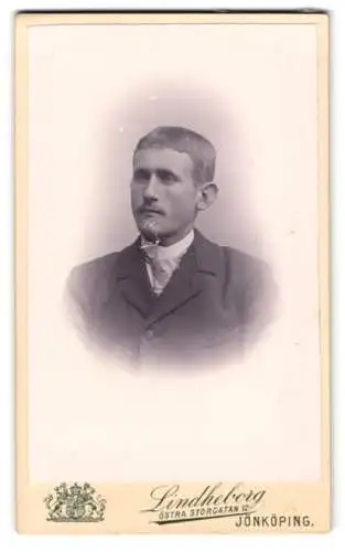 Fotografie Lindheborg, Jönköping, Östra Storgatan 12, Portrait eines Mannes