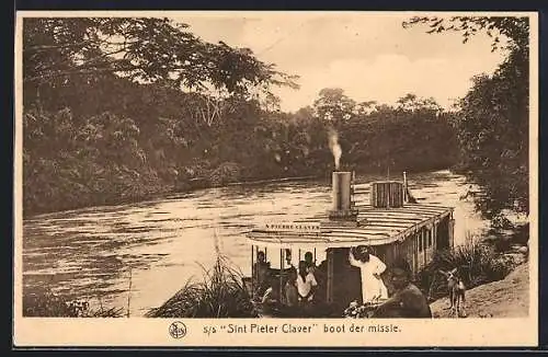 AK Congo, Missionsboot S.S. Sint Pieter Claver auf einem Fluss