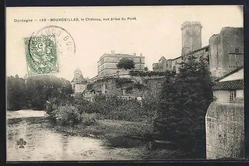 AK Bourdeilles, le Château, vue prise du Pont