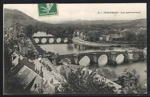 AK Terrasson, Vue panoramique sur les ponts et la rivière