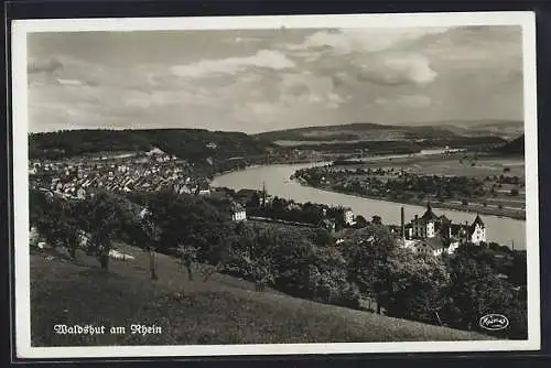 AK Waldshut am Rhein, Totalansicht von einen Berg aus