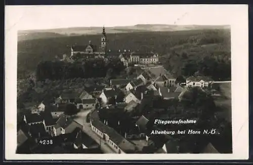 AK Altenburg, Fliegeraufnahme mit Blick zur Kirche