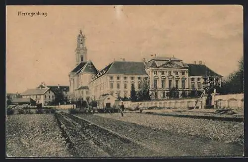 AK Herzogenburg, Blick auf Stift Herzogenburg