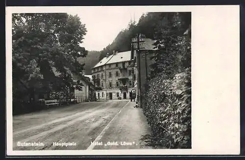 AK Gutenstein, Hauptplatz mit Hotel Goldener Löwe