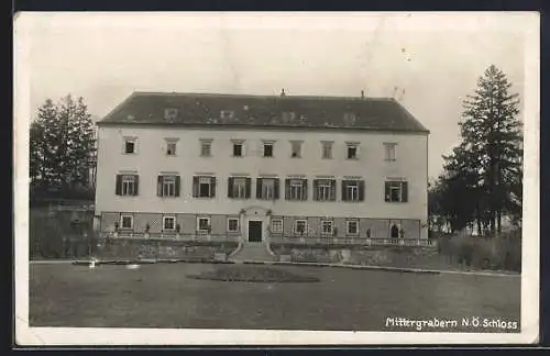 AK Grabern /N.-Oe., Schloss Mittergrabern, Vorderansicht