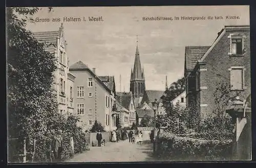 AK Haltern i. Westf., Bahnhofstrasse, Im Hintergrunde die katholische Kirche