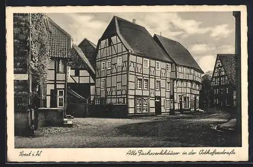 AK Soest i. W., Alte Fachwerkhäuser in der Osthofenstrasse