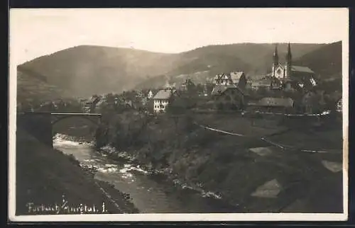 AK Forbach i. Murgtal, Uferpartie mit Kirche