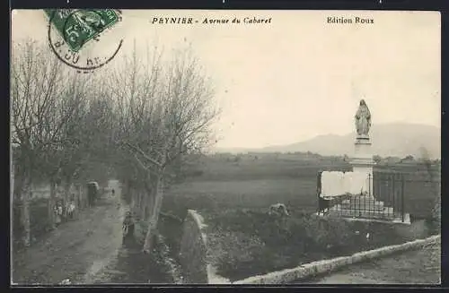 AK Peynier, Avenue du Cabaret et statue religieuse