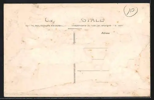 AK Pélissanne, Place Cabardel avec tour en arrière-plan et rues bordées d`arbres