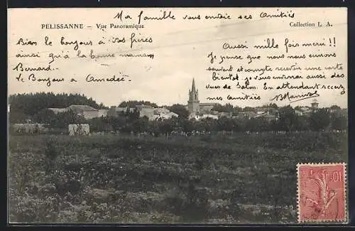 AK Pélissanne, Vue panoramique du village et de l`église