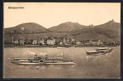 AK Königswinter, Ortsansicht mit Bergpanorama vom Wasser aus