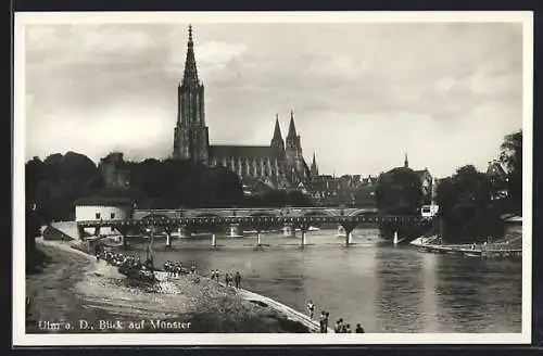 AK Ulm a. D., Münster-Panorama mit Brücke