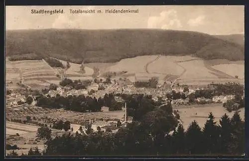 AK Stadtlengsfeld, Totalansicht mit Heldendenkmal