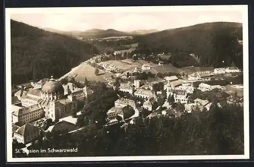 AK St. Blasien im Schwarzwald, Teilansicht mit Kirche