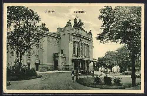 AK Giessen, Stadttheater