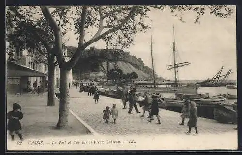 AK Cassis, Le Port et Vue sur le Vieux Château