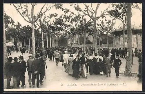 AK Arles, Promenade des Lices et le Kiosque