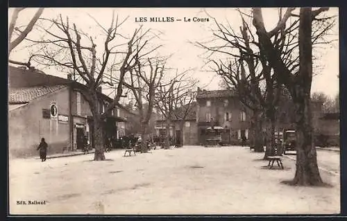 AK Les Milles, Le Cours avec arbres et bâtiments adjacents