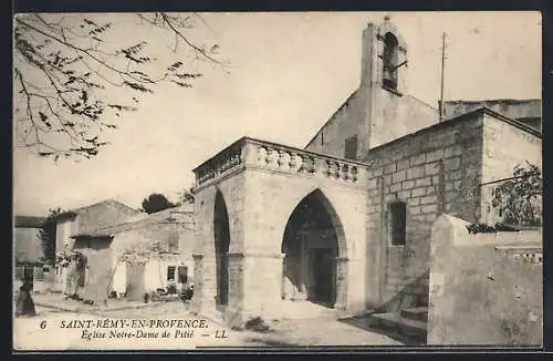 AK Saint-Rémy-en-Provence, Église Notre-Dame de Pitié