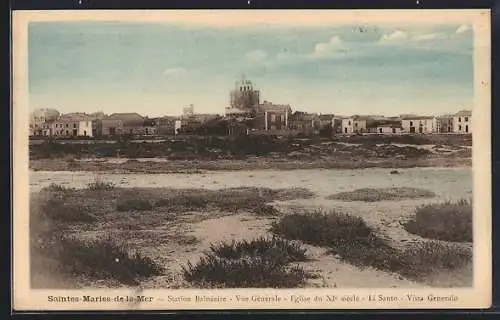 AK Saintes-Maries-de-la-Mer, Station balnéaire, Vue générale, Église du XIe siècle