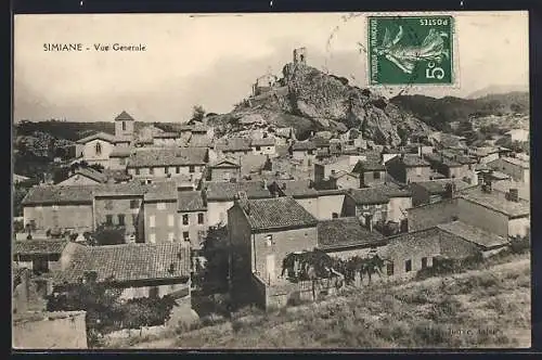 AK Simiane, Vue générale du village et du château sur la colline